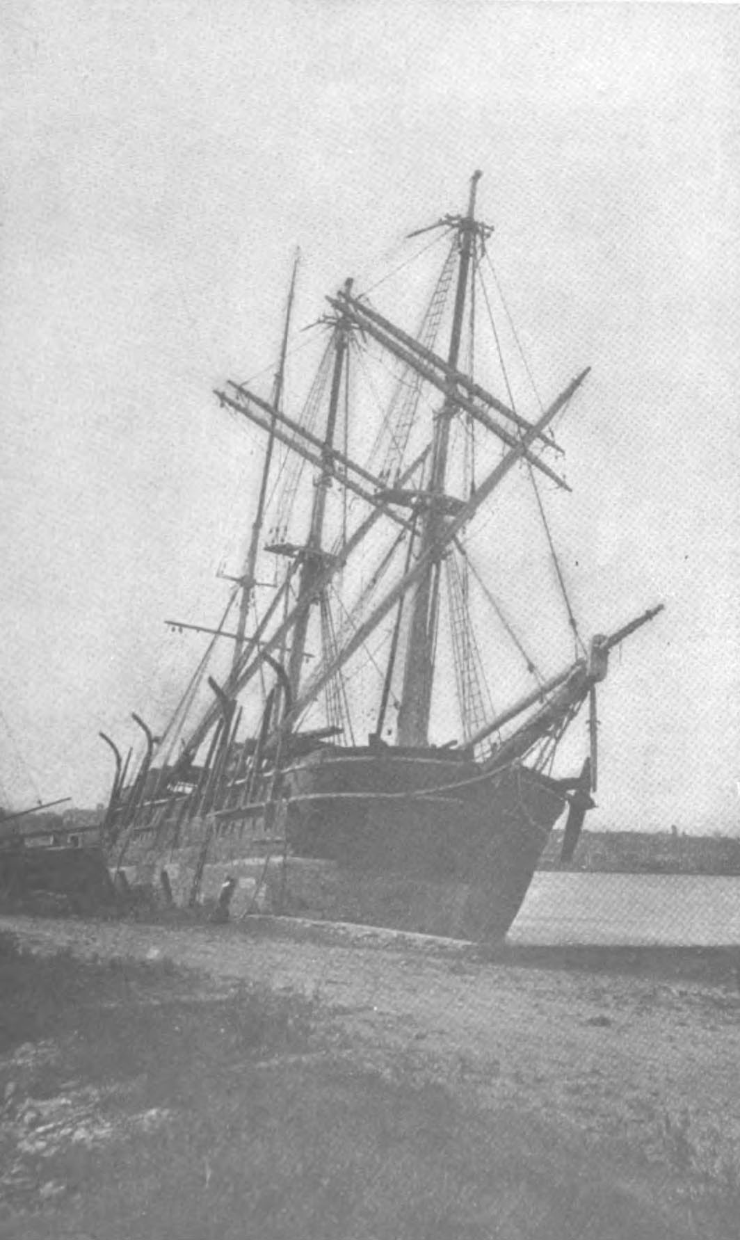 Wreck of whaling ship from Massachusetts which sank nearly 190 years ago  discovered in Gulf of Mexico, may offer clues about the history of its  diverse crew 